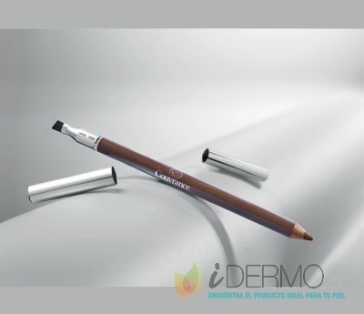 LÁPIZ CORRECTOR DE CEJAS
